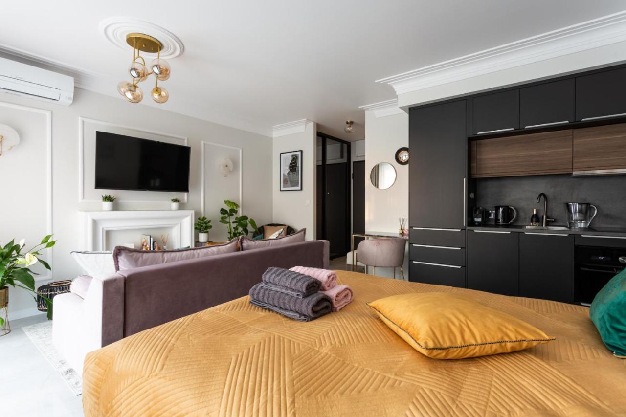 Golden Prince Apartment, So Close To Rynek! Free Parking Included. Wroclaw Dış mekan fotoğraf
